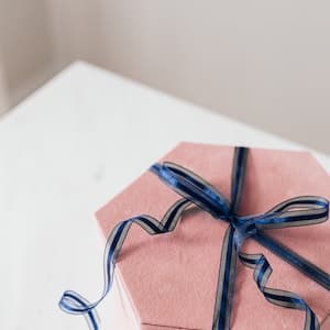 Presentsnöre