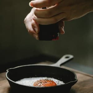 Svartpeppar Burk med Kvarn