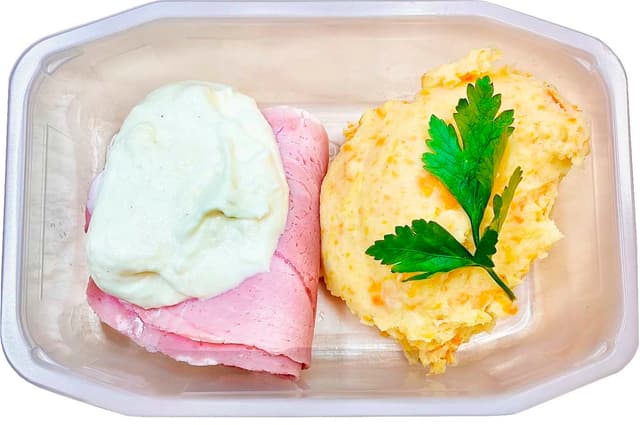 Kokt Rimmad Bog Med Rotmos Och Pepparrotssås