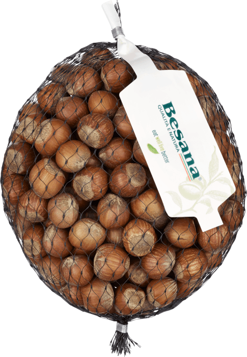 Hasselnötter med Skal